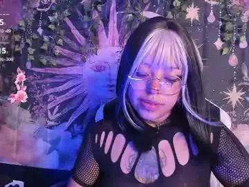 Layra_66  live sex cam