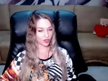 Lovellymalina  live sex cam