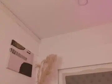 Mila_hudson  live sex cam