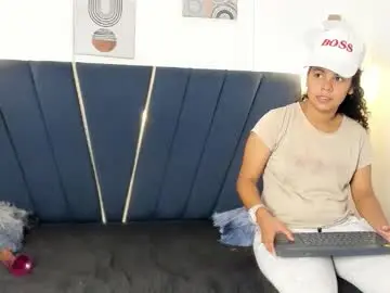 Naomi_x0  live sex cam