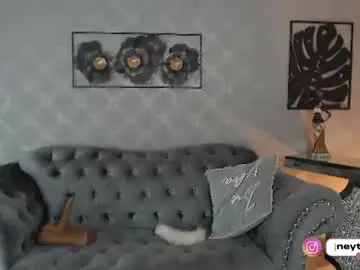 Neytiri_moon  live sex cam