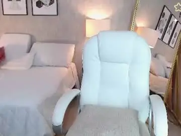 Neytiri_moon  live sex cam