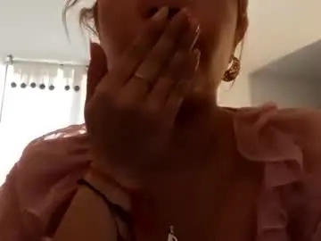Pinkpola  live sex cam