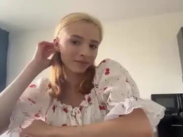 Sherlygilboy  live sex cam