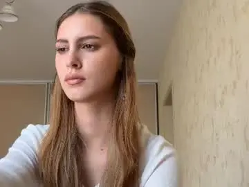 Tessiegiamichael  live sex cam