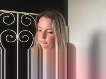 Xstace7x  live sex cam