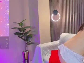 Zary_saenz  live sex cam