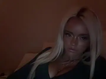 Cassiesterling  live sex cam