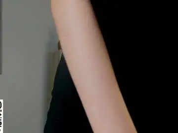 Cherrymira  live sex cam