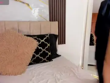 Cristalwalker__  live sex cam
