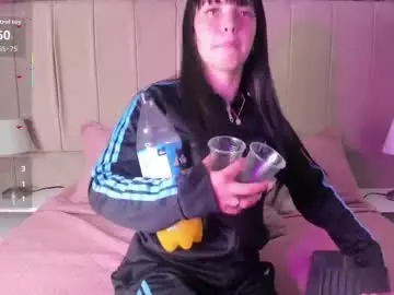 Emily_gv  live sex cam