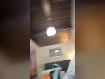 Flak923  live sex cam