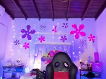 Gorgeous_t  live sex cam