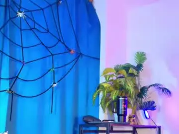 Jade_brunnette  live sex cam