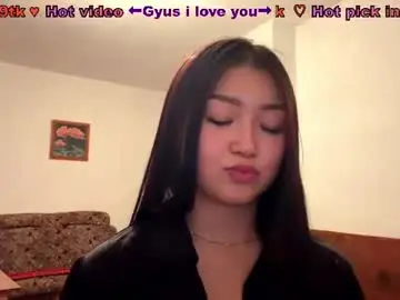Laurenawalt  live sex cam