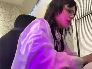 Lindsybarba  live sex cam