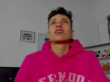 Megan_and_clohe  live sex cam