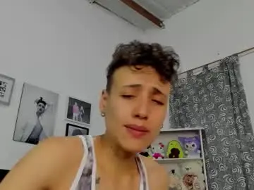 Megan_and_clohe  live sex cam