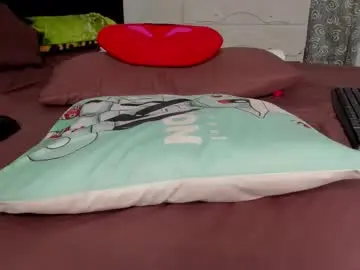 Megan_and_clohe  live sex cam