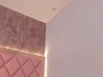 Megan_and_clohe  live sex cam