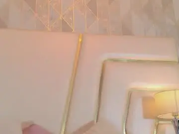 Miacassel  live sex cam