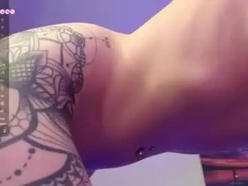 Moonedbyeva  live sex cam