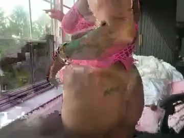 Redkatuska  live sex cam