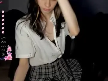 Shylinaa  live sex cam