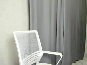 Ultima_ma18  live sex cam