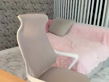 Ultima_ma18  live sex cam