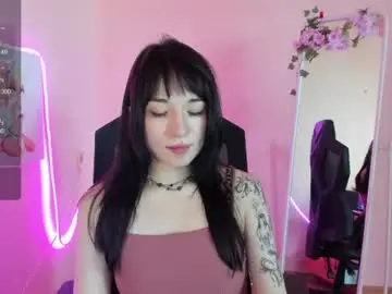 Aliceeinwonderlanddd  live sex cam