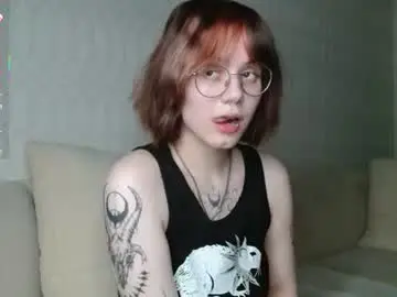 Avaobierne  live sex cam