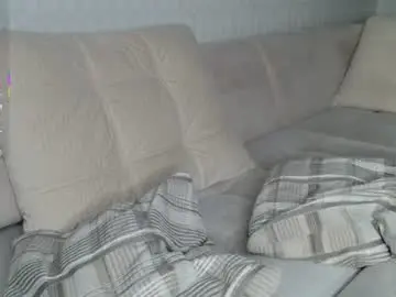 Avaobierne  live sex cam
