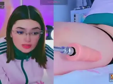 Candy15_cm  live sex cam