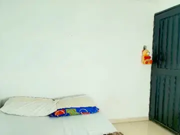 Demonychloe  live sex cam