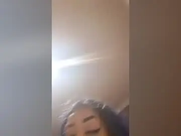 Elenathecougar  live sex cam