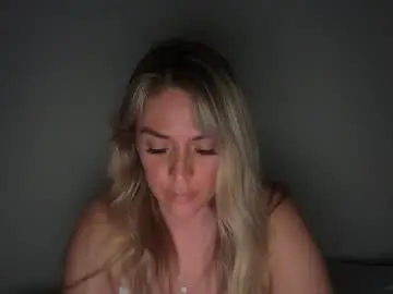 Emilelovesyou  live sex cam