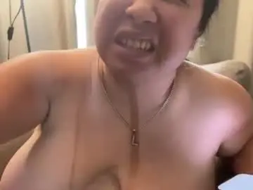 Encasedbeauty  live sex cam