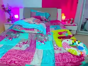 Kendra_love31  live sex cam