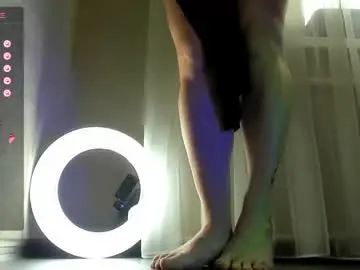 Legsofjoy  live sex cam