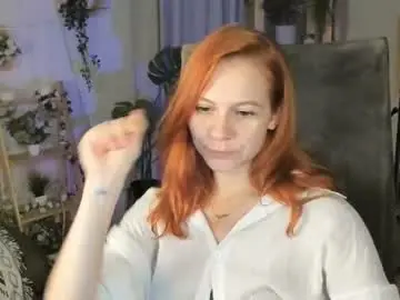 Lisaaris  live sex cam