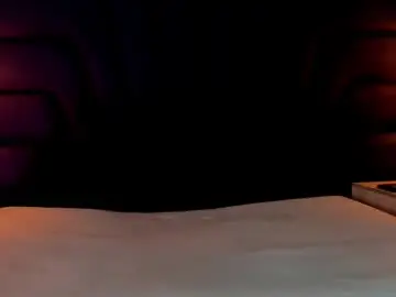 Longina_  live sex cam