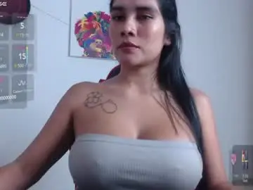 Niaa_33  live sex cam