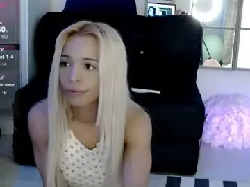 Sarahraiynex  live sex cam