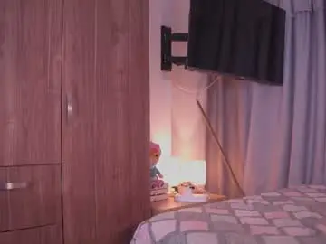Sarawinstone_  live sex cam