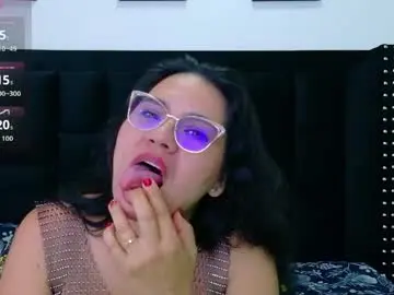 Spicycolombianmom  live sex cam