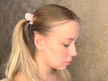 Sunny_bambi  live sex cam