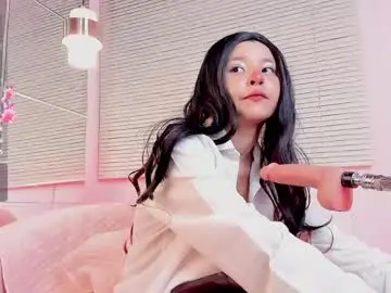 Velvetnami  live sex cam