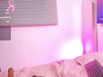 Velvetnami  live sex cam