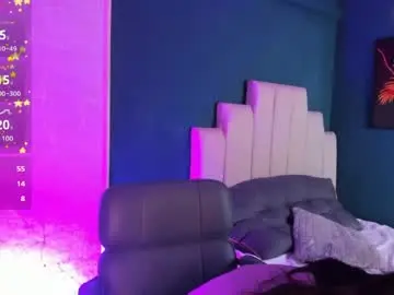 Adriienne_  live sex cam